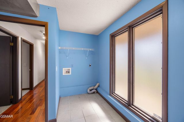 333 Gatlin Drive, Gatlinburg, TN 37738