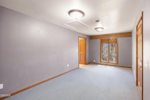 333 Gatlin Drive, Gatlinburg, TN 37738