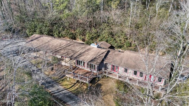 333 Gatlin Drive, Gatlinburg, TN 37738