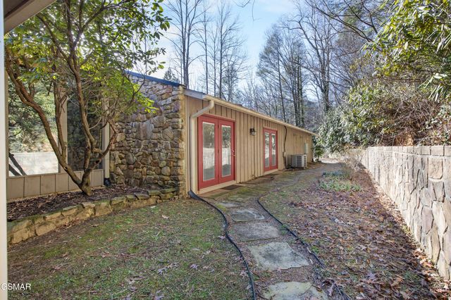 333 Gatlin Drive, Gatlinburg, TN 37738
