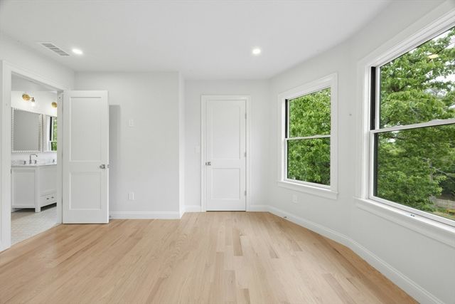 34 Addison St, Arlington, MA 02476