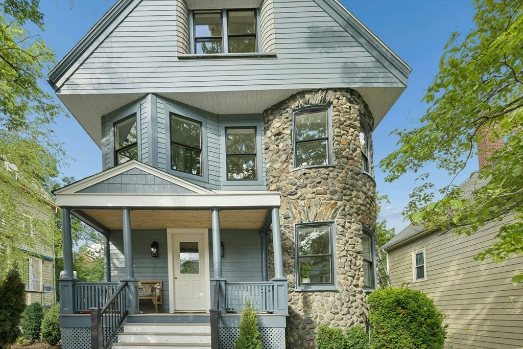 34 Addison St, Arlington, MA 02476