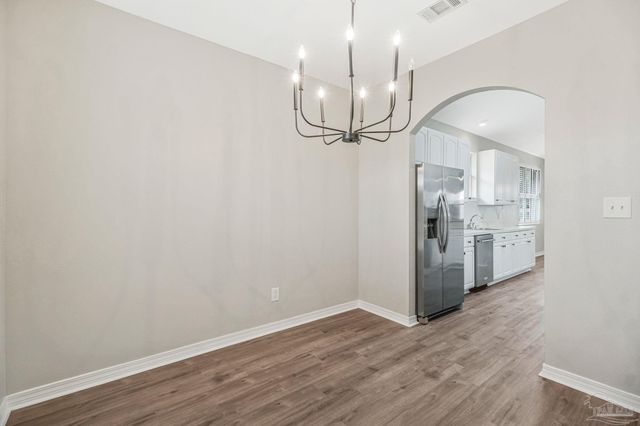 4146 Oak Pointe Dr, Gulf Breeze, FL 32563