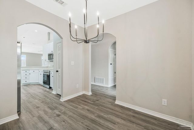 4146 Oak Pointe Dr, Gulf Breeze, FL 32563