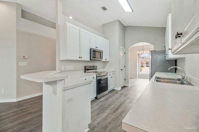 4146 Oak Pointe Dr, Gulf Breeze, FL 32563