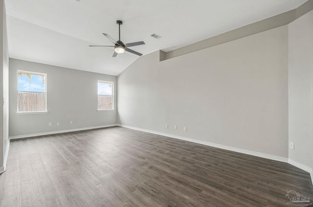 4146 Oak Pointe Dr, Gulf Breeze, FL 32563