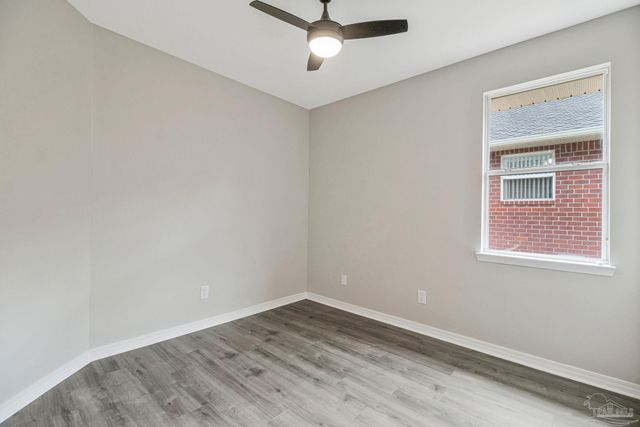 4146 Oak Pointe Dr, Gulf Breeze, FL 32563