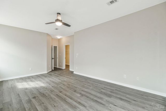 4146 Oak Pointe Dr, Gulf Breeze, FL 32563