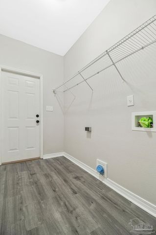 4146 Oak Pointe Dr, Gulf Breeze, FL 32563