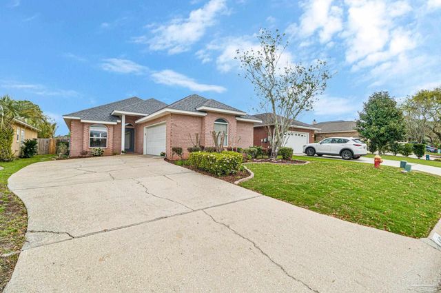 4146 Oak Pointe Dr, Gulf Breeze, FL 32563