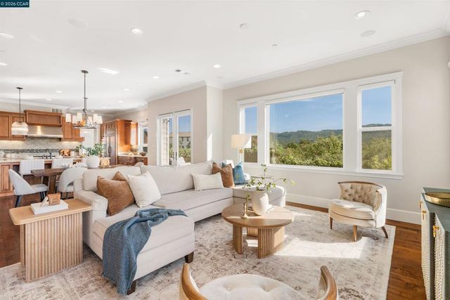 1333 Laverock Ln, Alamo, CA 94507