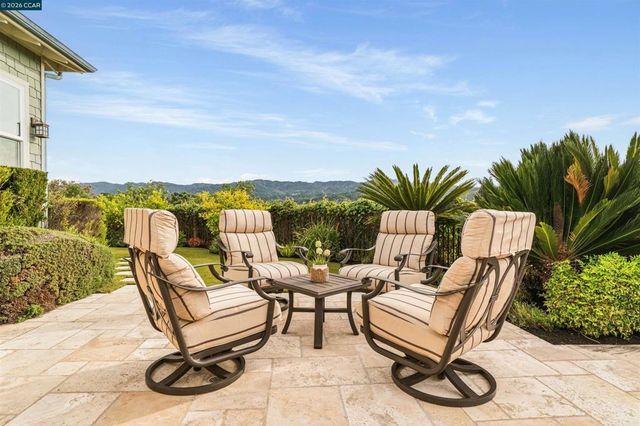 1333 Laverock Ln, Alamo, CA 94507