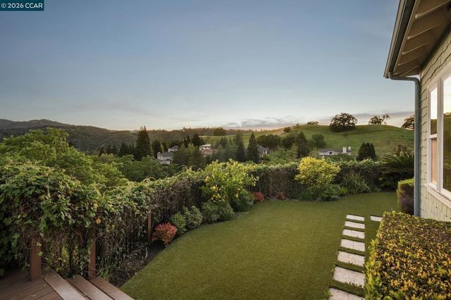 1333 Laverock Ln, Alamo, CA 94507