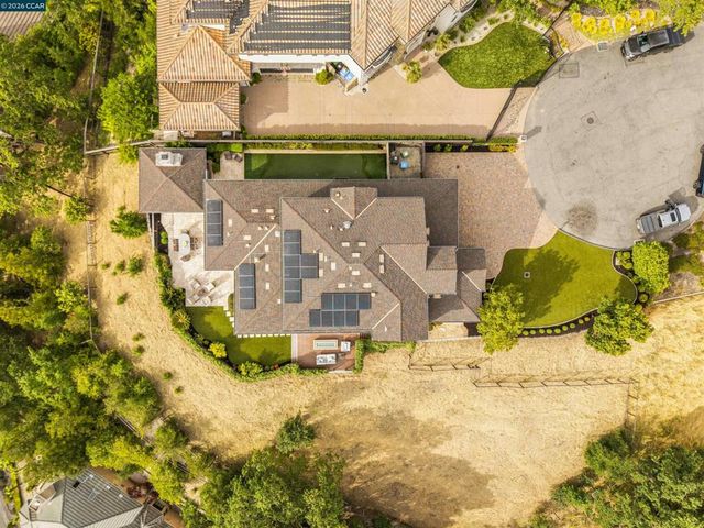 1333 Laverock Ln, Alamo, CA 94507