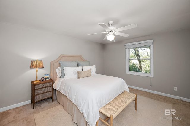 16 Greenbrier Lane, Fairhope, AL 36532