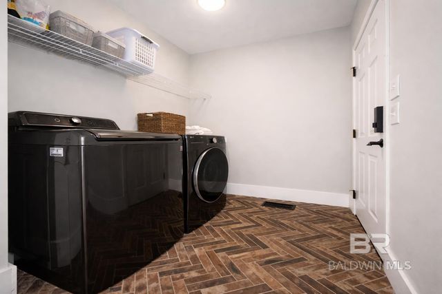 16 Greenbrier Lane, Fairhope, AL 36532