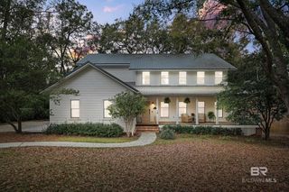 16 Greenbrier Lane, Fairhope, AL 36532