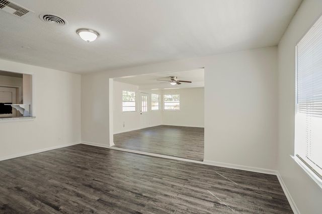 6434 Leader Street, Houston, TX 77074