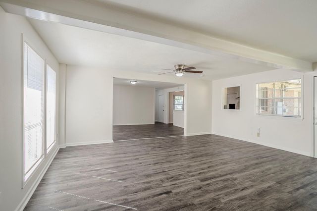 6434 Leader Street, Houston, TX 77074