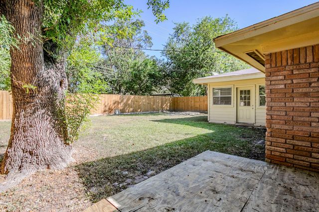 6434 Leader Street, Houston, TX 77074
