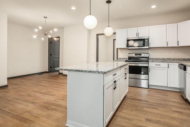 28 Rodgers Avenue, Columbus, OH 43222