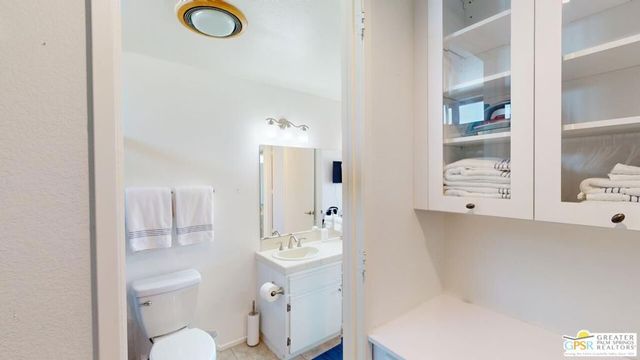 28862 Isleta Court, Cathedral City, CA 92234