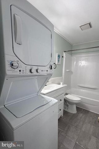 28 BIRCHWOOD CT, West Deptford, NJ 08066