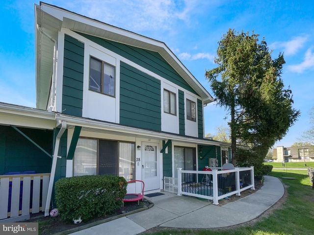 28 BIRCHWOOD CT, West Deptford, NJ 08066