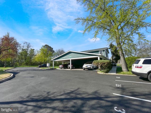 28 BIRCHWOOD CT, West Deptford, NJ 08066