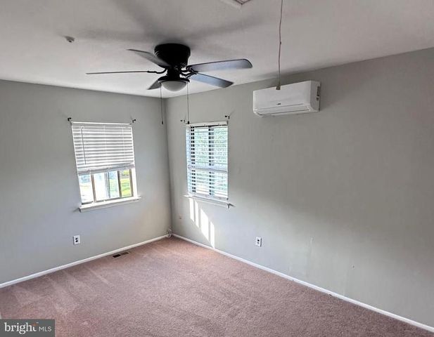 28 BIRCHWOOD CT, West Deptford, NJ 08066