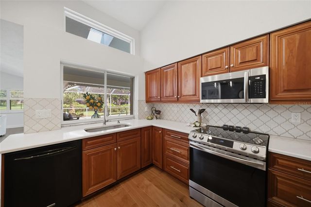 7501 WEEPING WILLOW BOULEVARD, Sarasota, FL 34241