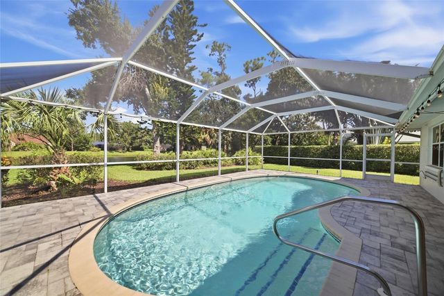 7501 WEEPING WILLOW BOULEVARD, Sarasota, FL 34241