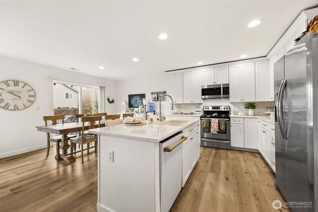 10501 190th Street E, Puyallup, WA 98374