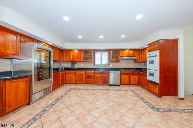 417 Linden Ave, Rahway City, NJ 07065