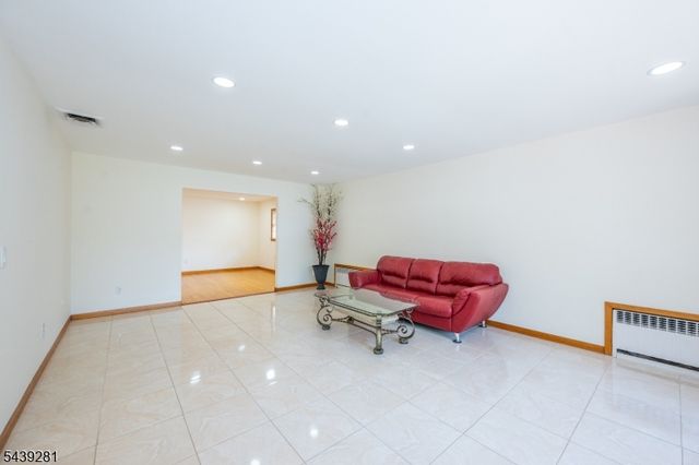 417 Linden Ave, Rahway City, NJ 07065
