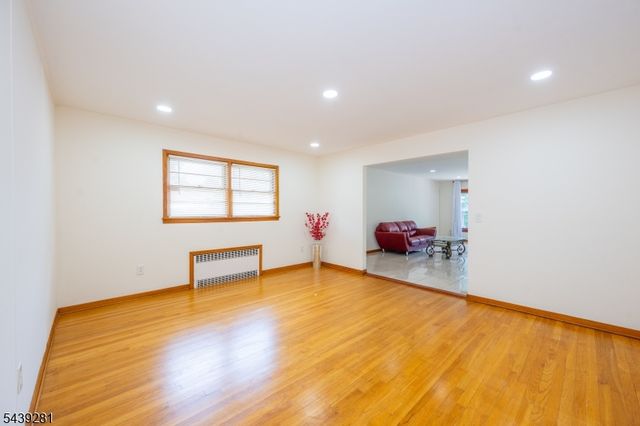 417 Linden Ave, Rahway City, NJ 07065
