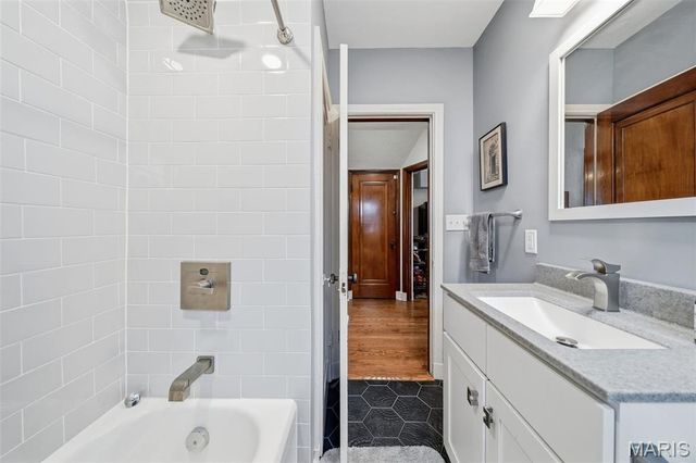 5239 Oleatha Avenue, St Louis, MO 63139