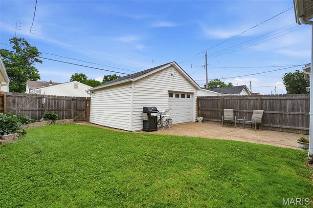 5239 Oleatha Avenue, St Louis, MO 63139