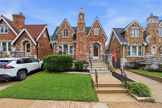 5239 Oleatha Avenue, St Louis, MO 63139