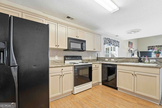 106 Northcutt Station Place, Acworth, GA 30101