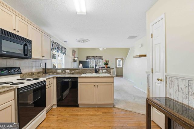 106 Northcutt Station Place, Acworth, GA 30101