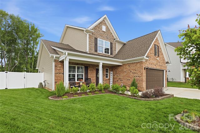 222 Moravian Court, Advance, NC 27006