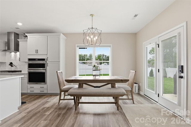 222 Moravian Court, Advance, NC 27006