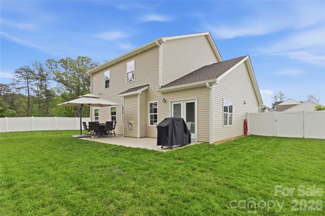 222 Moravian Court, Advance, NC 27006