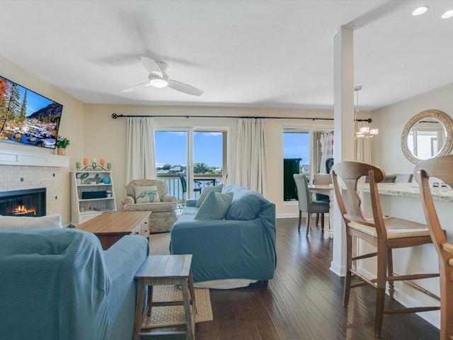 1100 The Cape 602, Horseshoe Bay, TX 78657