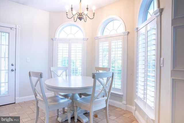 11 OSPREY CT, Egg Harbor Township, NJ 08234