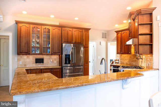 11 OSPREY CT, Egg Harbor Township, NJ 08234