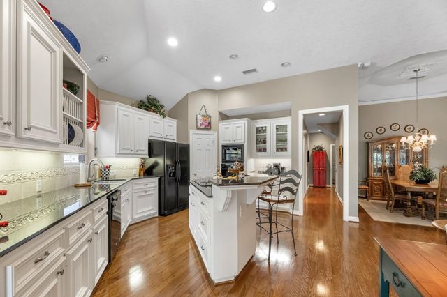 33 Winthrop Harbor N, Montgomery, TX 77356