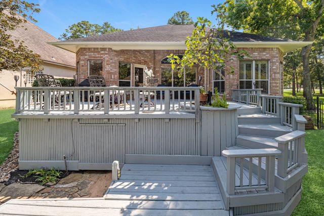 33 Winthrop Harbor N, Montgomery, TX 77356