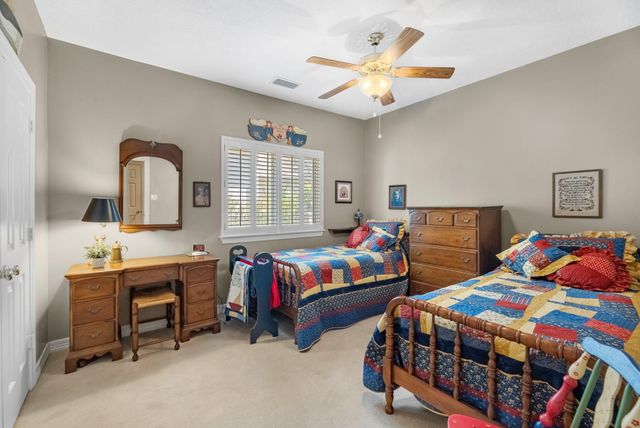 33 Winthrop Harbor N, Montgomery, TX 77356